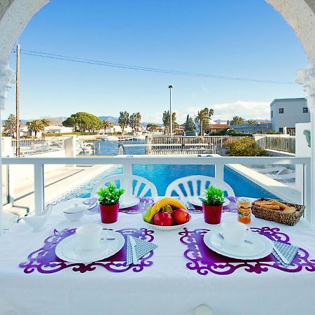 Holiday Home Requesens Canal Емпуриабрава Екстериор снимка